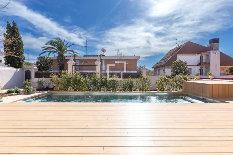 Villa for sale in Sant Just Desvern, Barcelona, Spain 5 bedrooms, 528 sq.m. No. 150351 - photo 12