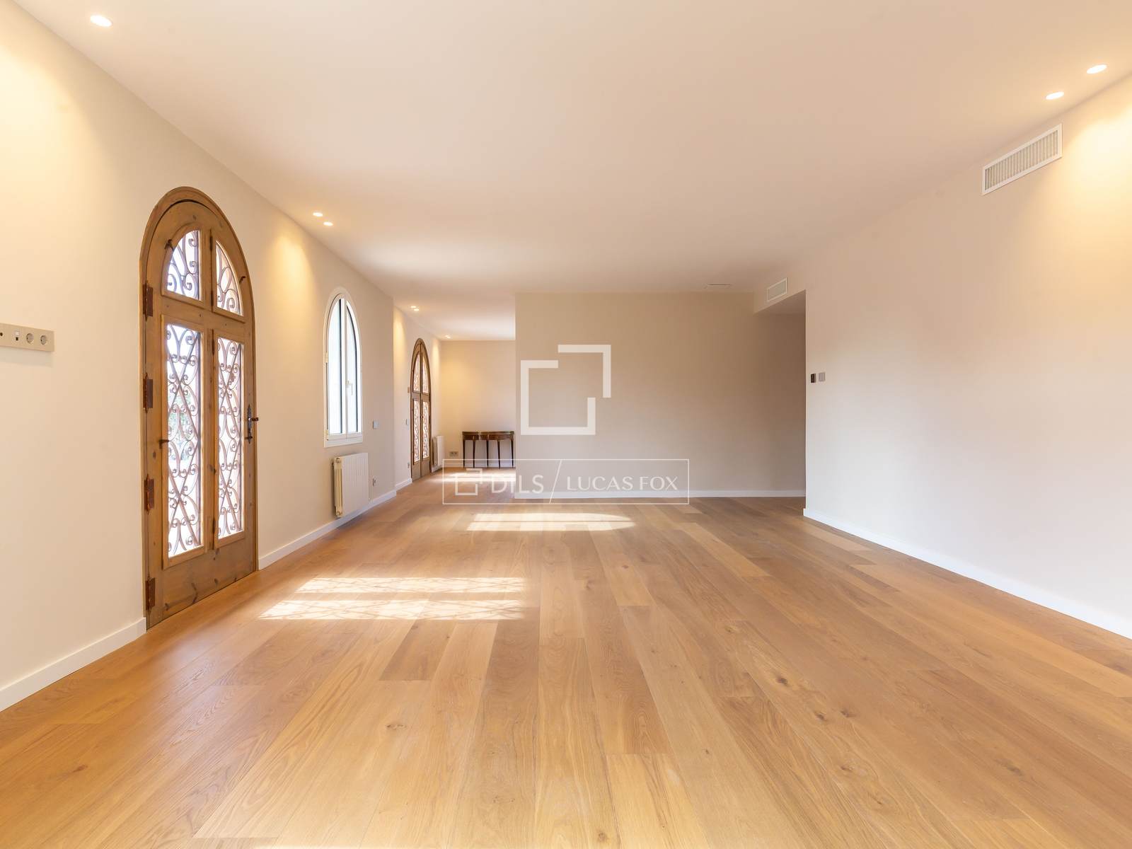 Huvila Sant Just Desvern, Barcelona, Espanja 5 makuuhuonetta, 528 m2 No. 150351