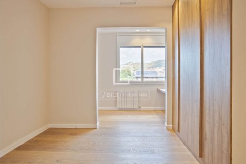 Villa for sale in Sant Just Desvern, Barcelona, Spain 5 bedrooms, 528 sq.m. No. 150351 - photo 22