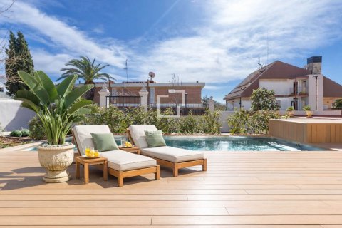 Villa in Sant Just Desvern, Barcelona, Spain 5 bedrooms, 528 sq.m. No. 150351