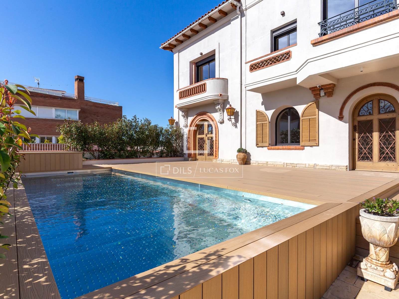 Huvila Sant Just Desvern, Barcelona, Espanja 5 makuuhuonetta, 528 m2 No. 150351