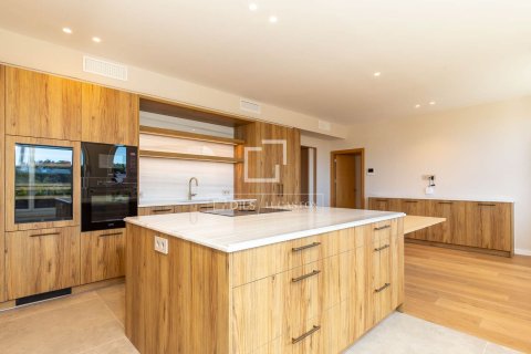 Villa for sale in Sant Just Desvern, Barcelona, Spain 5 bedrooms, 528 sq.m. No. 150351 - photo 30