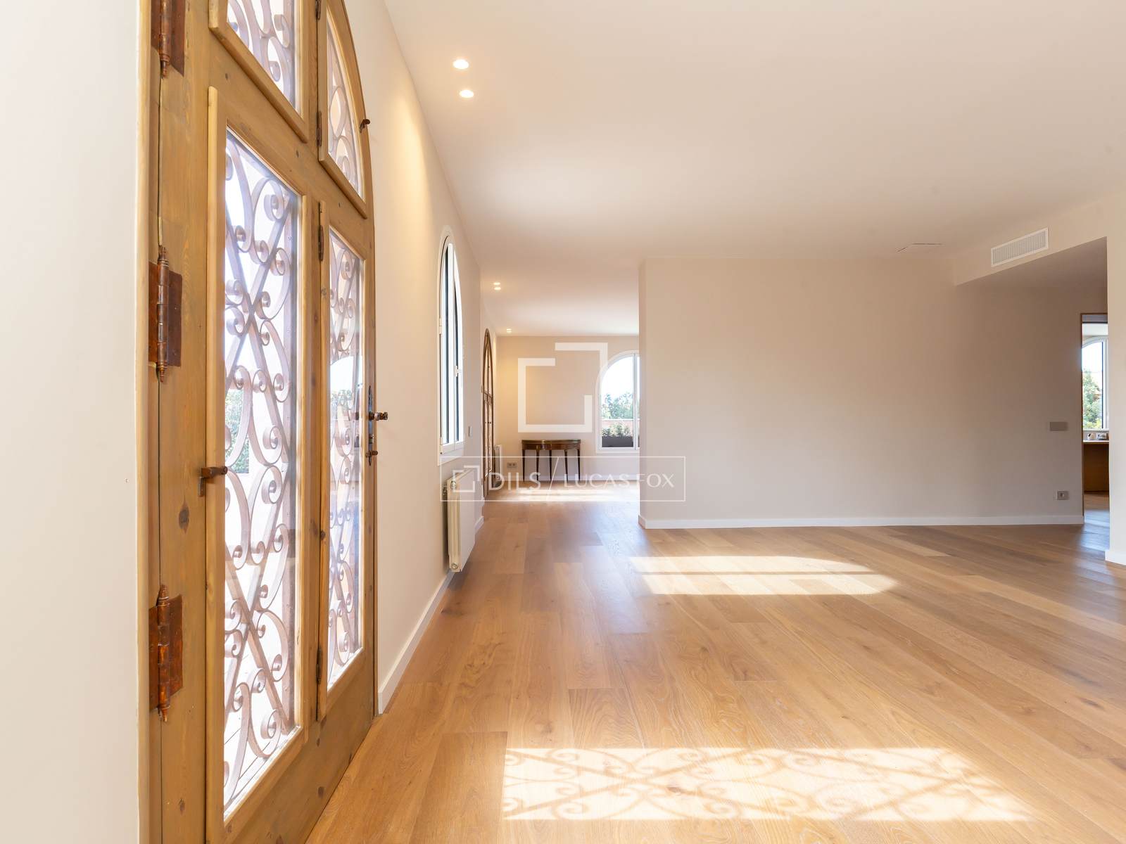 Huvila Sant Just Desvern, Barcelona, Espanja 5 makuuhuonetta, 528 m2 No. 150351