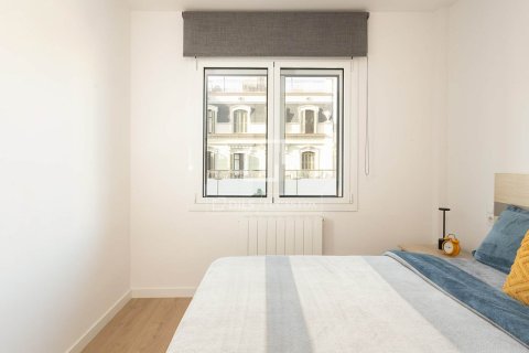 Apartment à vendre à Barcelona, Espagne, 3 chambres, 83 m2 No. 150355 - photo 11