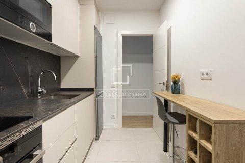 Apartment à vendre à Barcelona, Espagne, 3 chambres, 83 m2 No. 150355 - photo 25