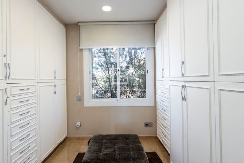 Villa for sale in Vallromanes, Barcelona, Spain 7 bedrooms, 1016 sq.m. No. 150352 - photo 27
