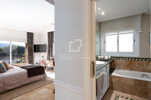 Villa for sale in Vallromanes, Barcelona, Spain 7 bedrooms, 1016 sq.m. No. 150352 - photo 24