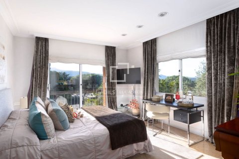 Villa for sale in Vallromanes, Barcelona, Spain 7 bedrooms, 1016 sq.m. No. 150352 - photo 23