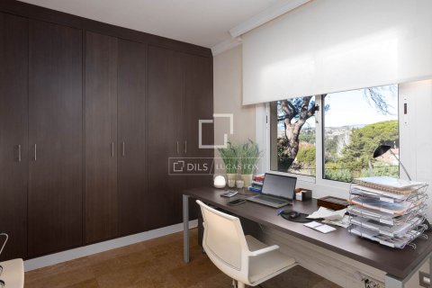 Villa for sale in Vallromanes, Barcelona, Spain 7 bedrooms, 1016 sq.m. No. 150352 - photo 28