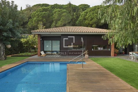 Villa for sale in Sant Vicenc De Montalt, Barcelona, Spain 5 bedrooms, 372 sq.m. No. 150349 - photo 27