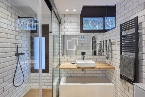 Villa for sale in Sant Vicenc De Montalt, Barcelona, Spain 5 bedrooms, 372 sq.m. No. 150349 - photo 17