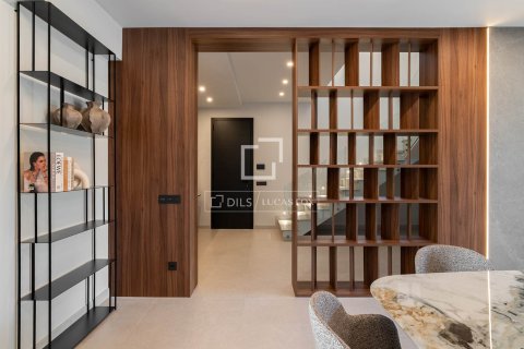 Villa in vendita a Castelldefels, Barcelona, Spagna 5 camere da letto, 331 mq. N° 150354 - foto 9