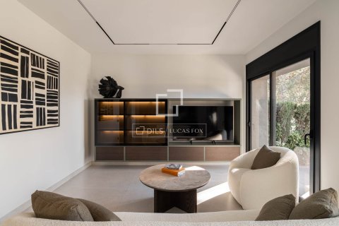 Villa in vendita a Castelldefels, Barcelona, Spagna 5 camere da letto, 331 mq. N° 150354 - foto 15