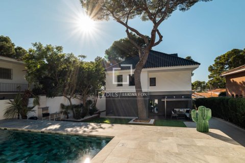 Villa in vendita a Castelldefels, Barcelona, Spagna 5 camere da letto, 331 mq. N° 150354 - foto 29