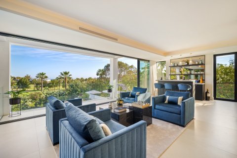Willa w Marbella, Malaga, Hiszpania 6 sypialni, 789 mkw. nr 174021 – zdjęcie 14