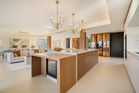 Willa w Marbella, Malaga, Hiszpania 6 sypialni, 789 mkw. nr 174021 – zdjęcie 16