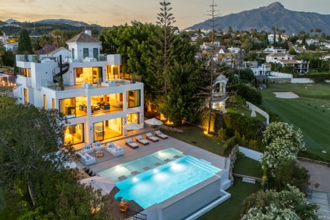 Villa in Marbella, Malaga, Spain 6 bedrooms, 789 sq.m. No. 174021