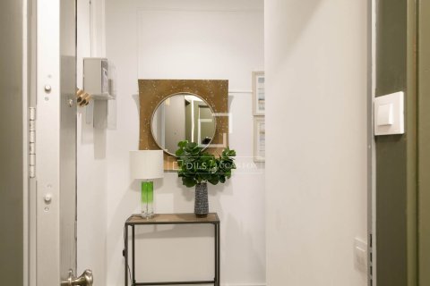 Lägenhet till salu i Barcelona, Spanien 2 sovrum, 85 kvm. Nr. 161404 - foto 30