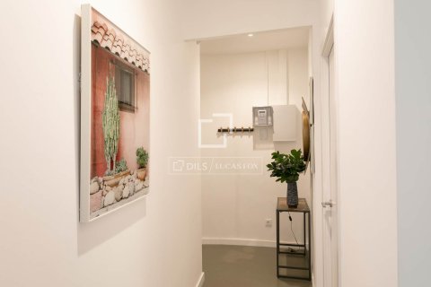 Lägenhet till salu i Barcelona, Spanien 2 sovrum, 85 kvm. Nr. 161404 - foto 29