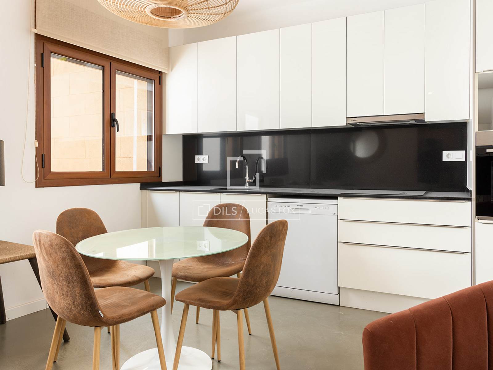 Apartment in Barcelona, Spain 2 bedrooms, 85 sq.m. No. 161404