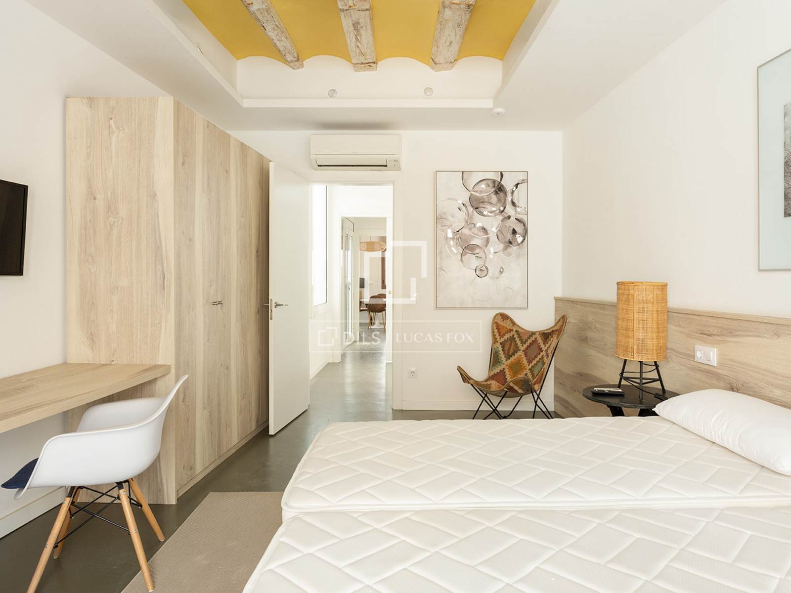 Apartment in Barcelona, Spain 2 bedrooms, 85 sq.m. No. 161404