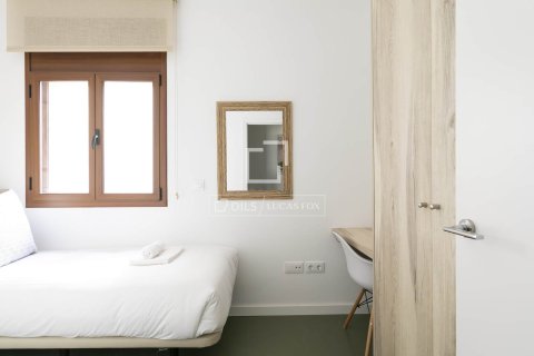 Lägenhet till salu i Barcelona, Spanien 2 sovrum, 85 kvm. Nr. 161404 - foto 23