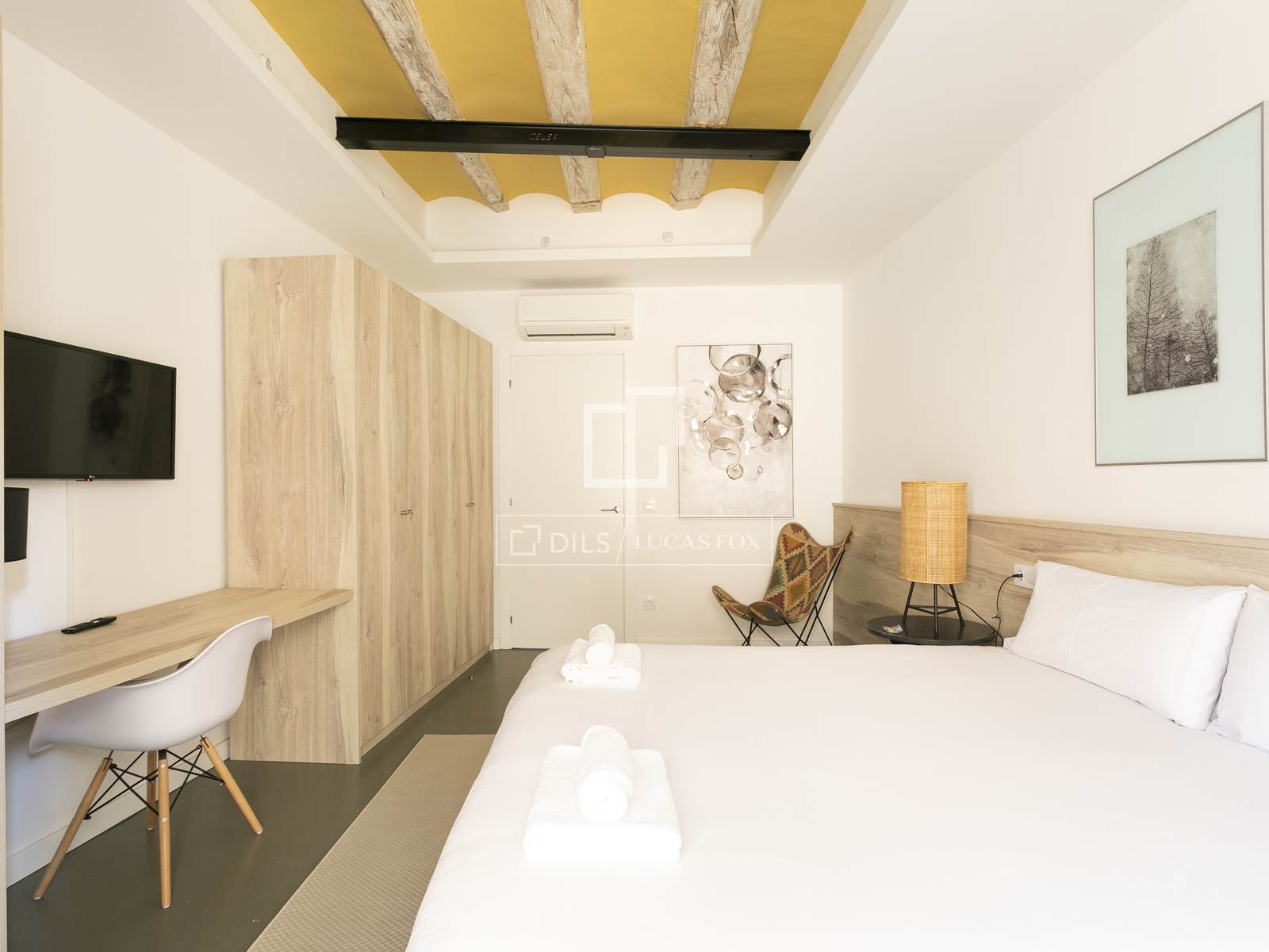 Apartment in Barcelona, Spain 2 bedrooms, 85 sq.m. No. 161404