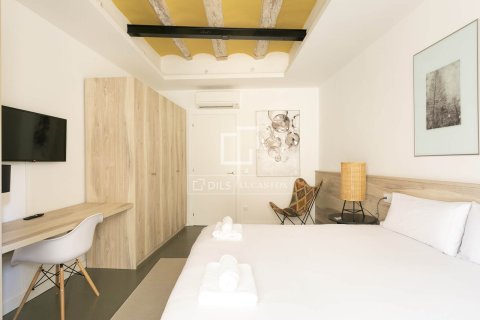 Lägenhet till salu i Barcelona, Spanien 2 sovrum, 85 kvm. Nr. 161404 - foto 19