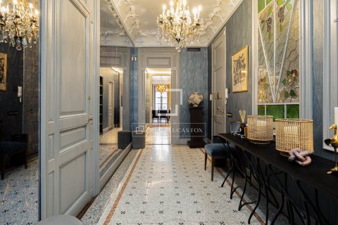 Apartment à vendre à Barcelona, Espagne, 4 chambres, 284 m2 No. 161401 - photo 2