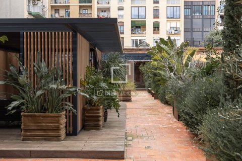 Apartment à vendre à Barcelona, Espagne, 4 chambres, 284 m2 No. 161401 - photo 20