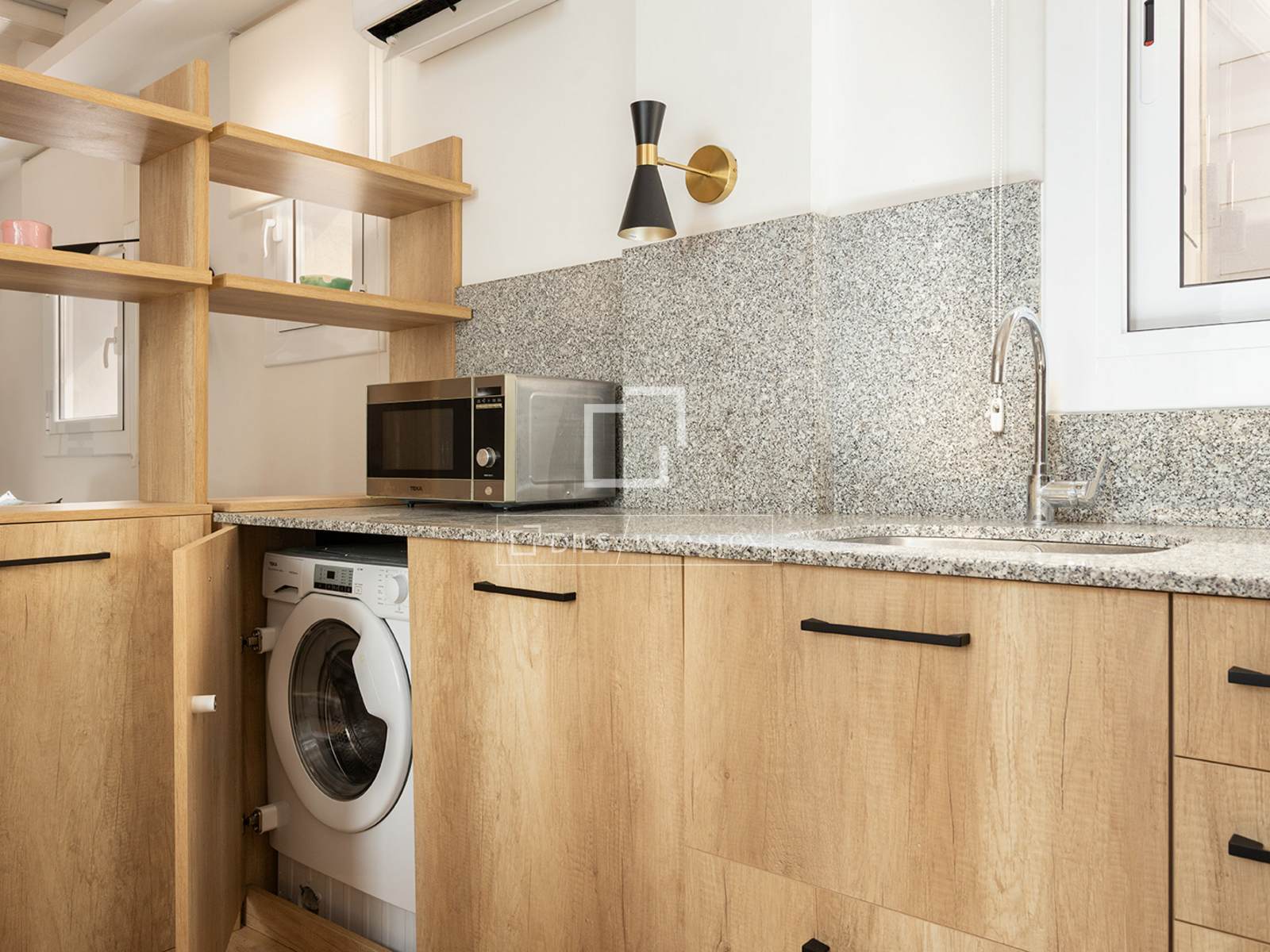 Wohnung in Barcelona, Spanien 2 Schlafzimmer, 67 m2 Nr. 161405