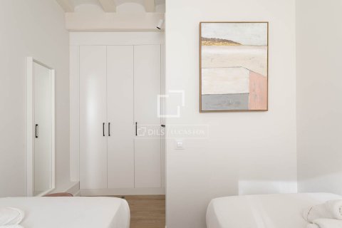 Lägenhet till salu i Barcelona, Spanien 2 sovrum, 67 kvm. Nr. 161405 - foto 21