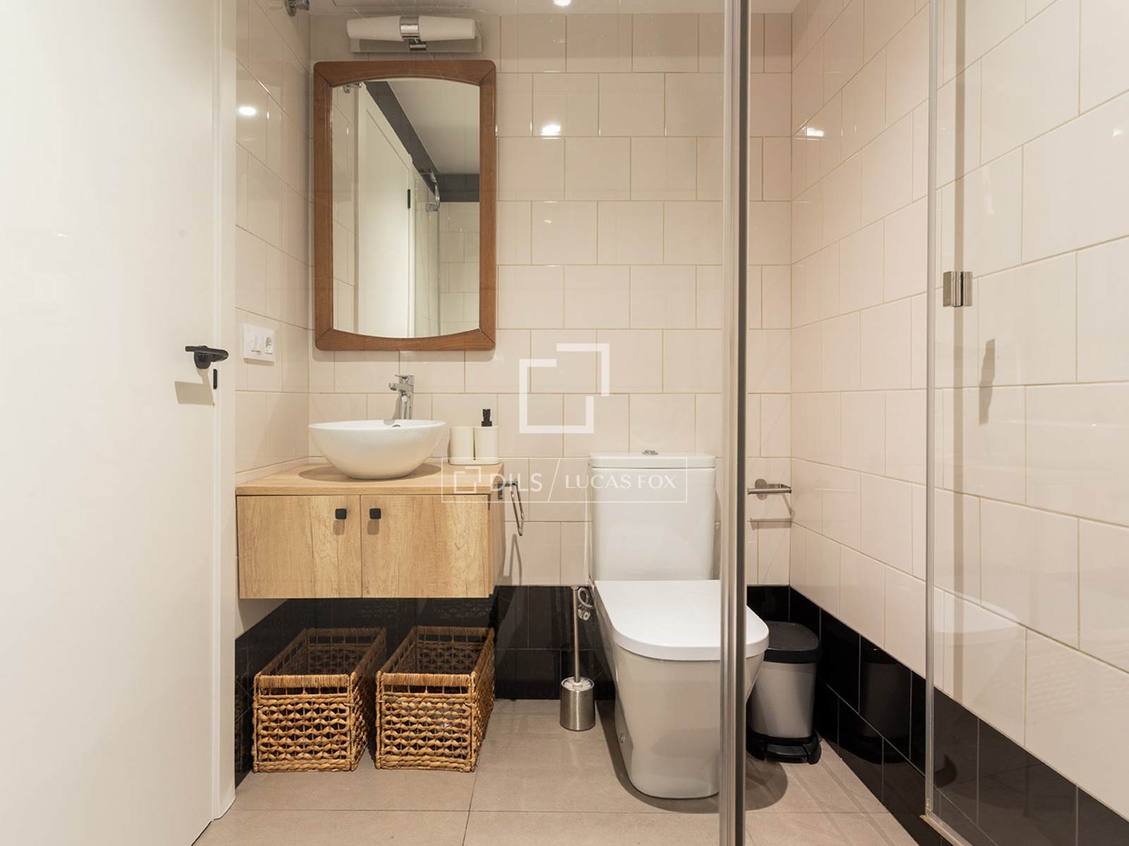 Wohnung in Barcelona, Spanien 2 Schlafzimmer, 67 m2 Nr. 161405
