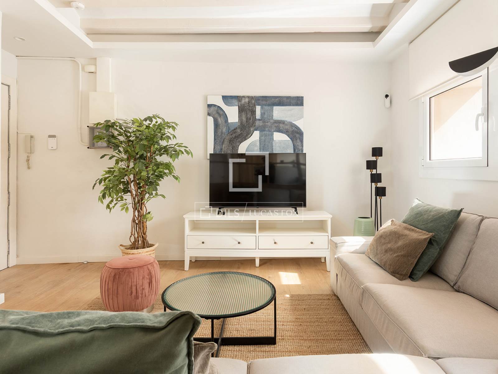 Wohnung in Barcelona, Spanien 2 Schlafzimmer, 67 m2 Nr. 161405