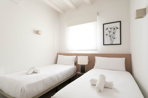 Lägenhet till salu i Barcelona, Spanien 2 sovrum, 67 kvm. Nr. 161405 - foto 20