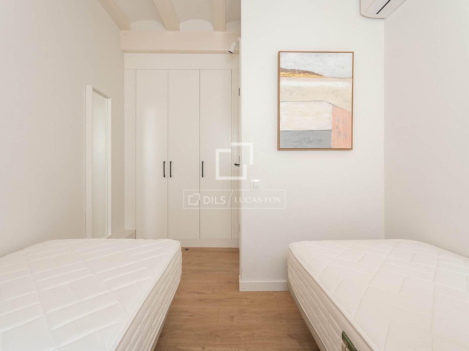 Wohnung in Barcelona, Spanien 2 Schlafzimmer, 67 m2 Nr. 161405