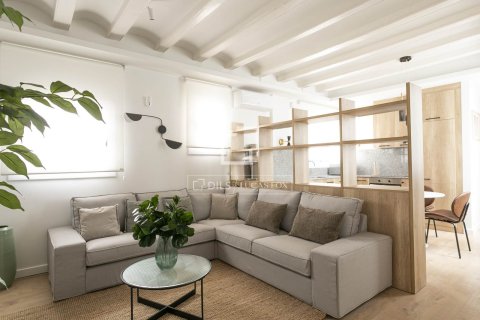 Lägenhet i Barcelona, Spanien 2 sovrum, 67 kvm. Nr. 161405