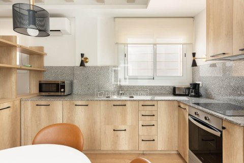 Huoneisto myytävänä Barcelona, Espanja, 2 makuuhuonetta, 67 m2 No. 161405 - kuva 14