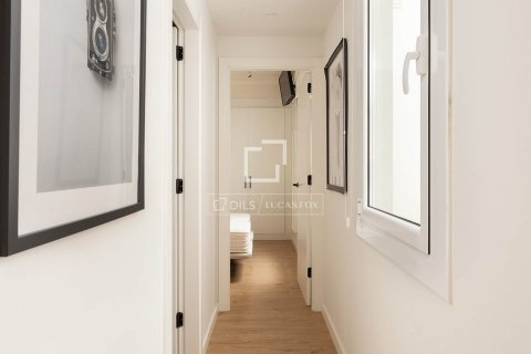 Huoneisto myytävänä Barcelona, Espanja, 2 makuuhuonetta, 67 m2 No. 161405 - kuva 22