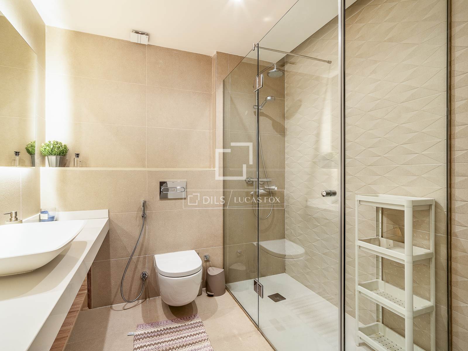 Appartamento a Barcelona, Spagna 4 camere da letto, 169 mq. N° 161403