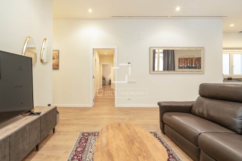 Apartment à vendre à Barcelona, Espagne, 4 chambres, 169 m2 No. 161403 - photo 4