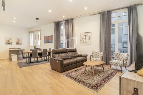 Apartment à Barcelona, Espagne 4 chambres, 169 m2 No. 161403