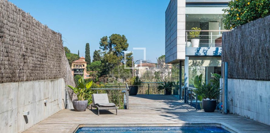 Huvila Sant Cugat Del Valles, Barcelona, Espanja 6 makuuhuonetta, 447 m2 No. 161399