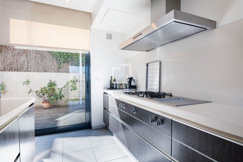 Villa for sale in Valldoreix, Barcelona, Spain 6 bedrooms, 447 sq.m. No. 161399 - photo 23