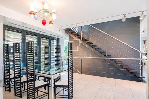 Villa for sale in Valldoreix, Barcelona, Spain 6 bedrooms, 447 sq.m. No. 161399 - photo 15