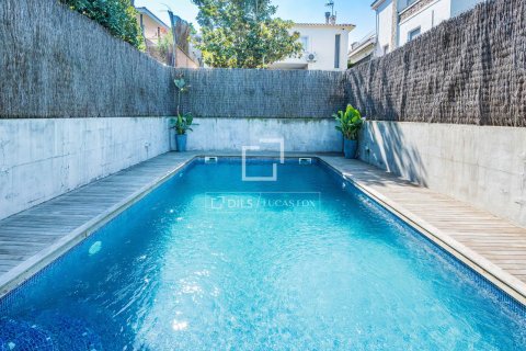 Villa for sale in Valldoreix, Barcelona, Spain 6 bedrooms, 447 sq.m. No. 161399 - photo 14