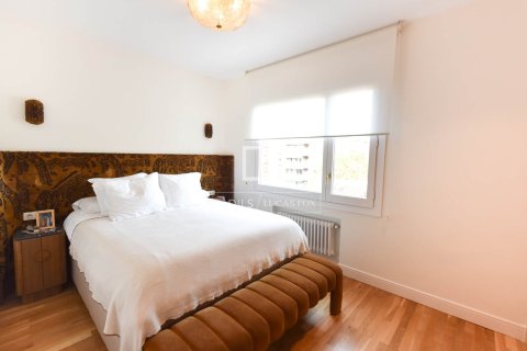 Apartment à vendre à Barcelona, Espagne, 4 chambres, 174 m2 No. 161400 - photo 30