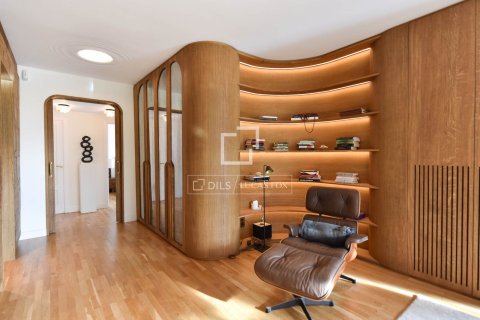 Apartment à vendre à Barcelona, Espagne, 4 chambres, 174 m2 No. 161400 - photo 16