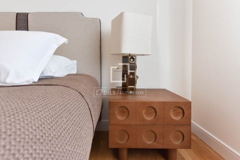 Apartment à vendre à Barcelona, Espagne, 4 chambres, 174 m2 No. 161400 - photo 24