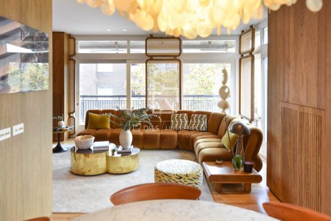 Apartment à vendre à Barcelona, Espagne, 4 chambres, 174 m2 No. 161400 - photo 5